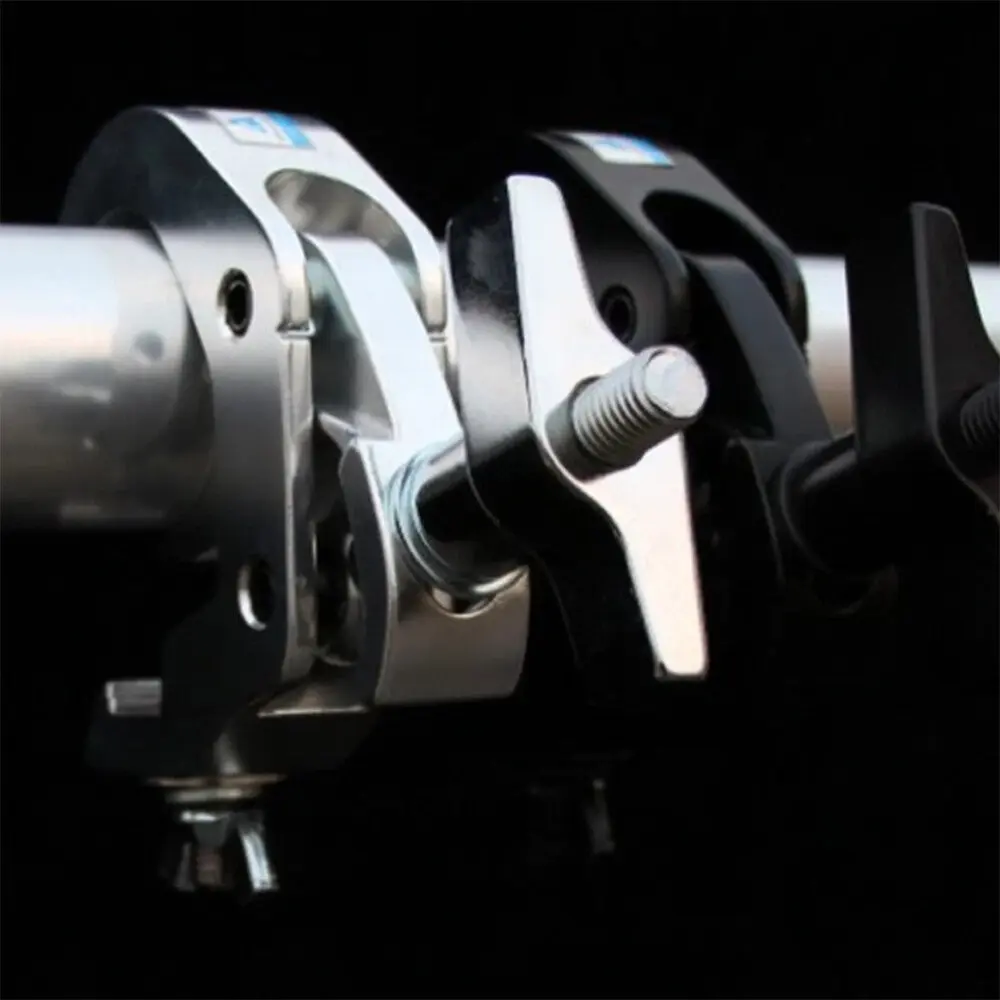 Abrazadera de montaje r&aacute;pido de aluminio de 48–51 mm2.webp