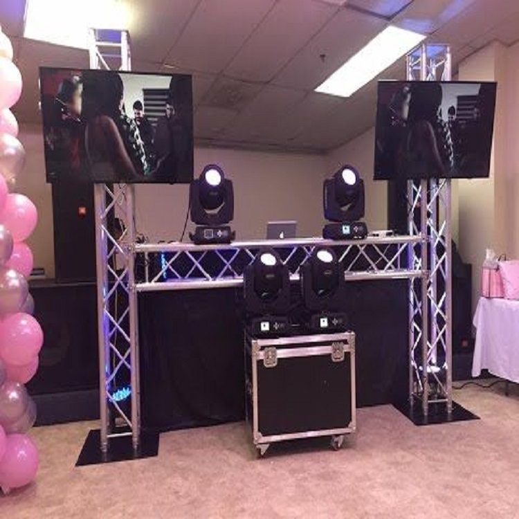 Pantalla de DJ Gentry Truss.jpg