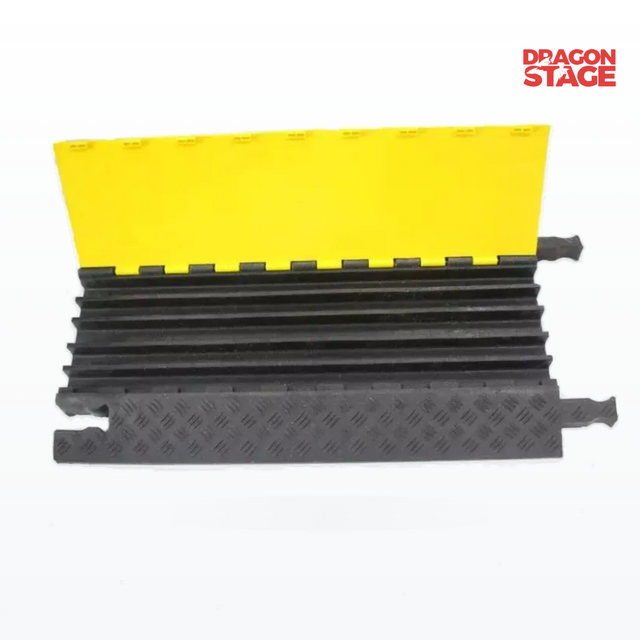 Tablero protector de rampa de cable de goma de 5 orificios para gestión de cables de eventos temporales