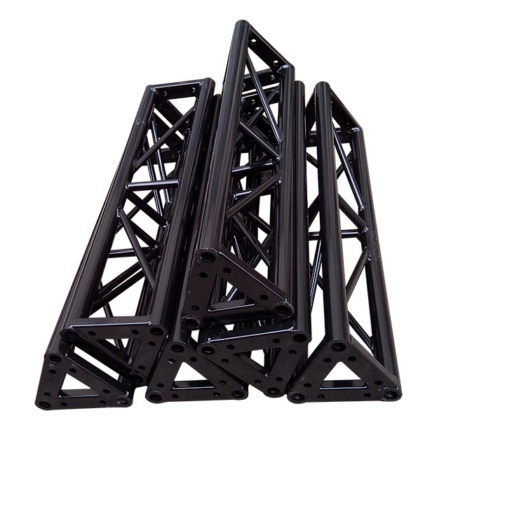 truss de perno triangular negro.jpg