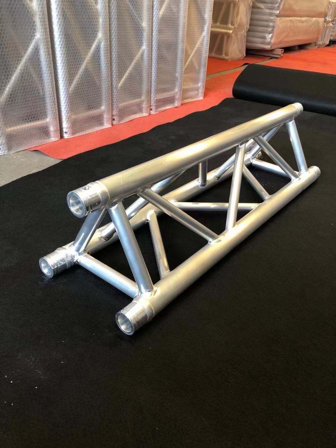 armaz&oacute;n triangular de espiga.jpg
