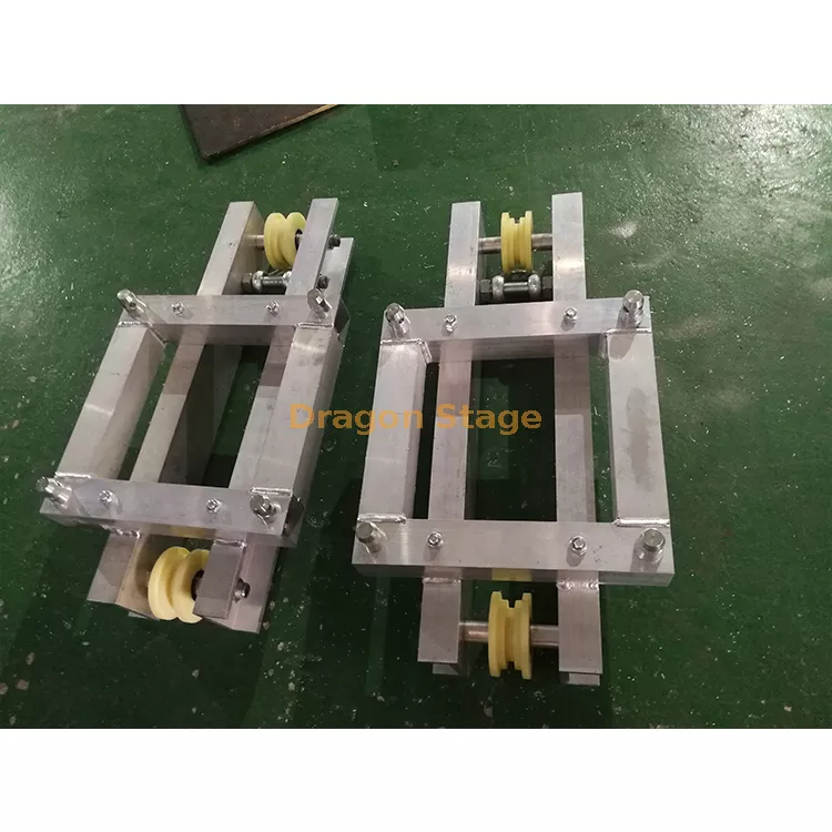 Secci&oacute;n superior de aluminio con ruedas6.webp