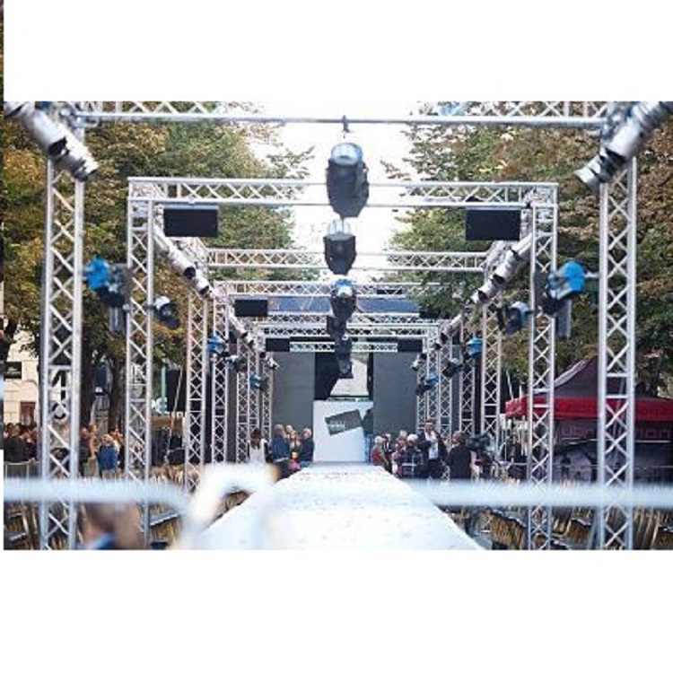 Aluminio ligero Gentry Truss.jpg