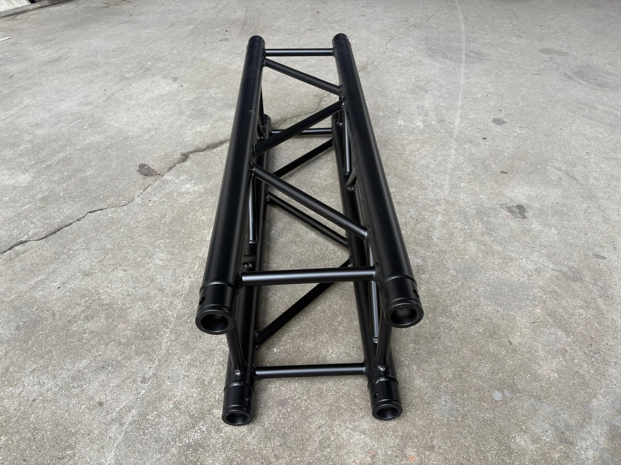 pintura negra truss de 290mm.jpg