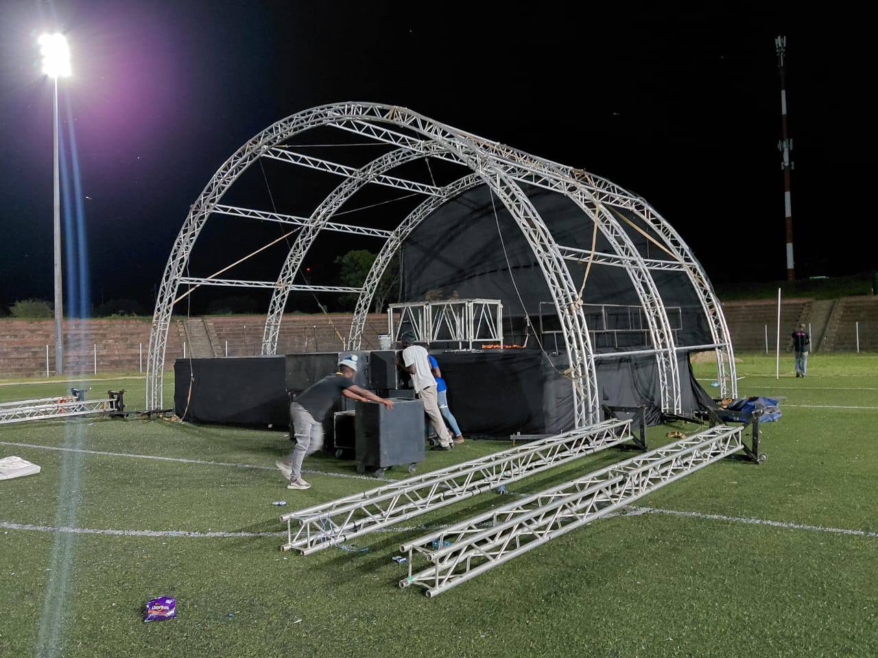 290 truss curvo.jpg