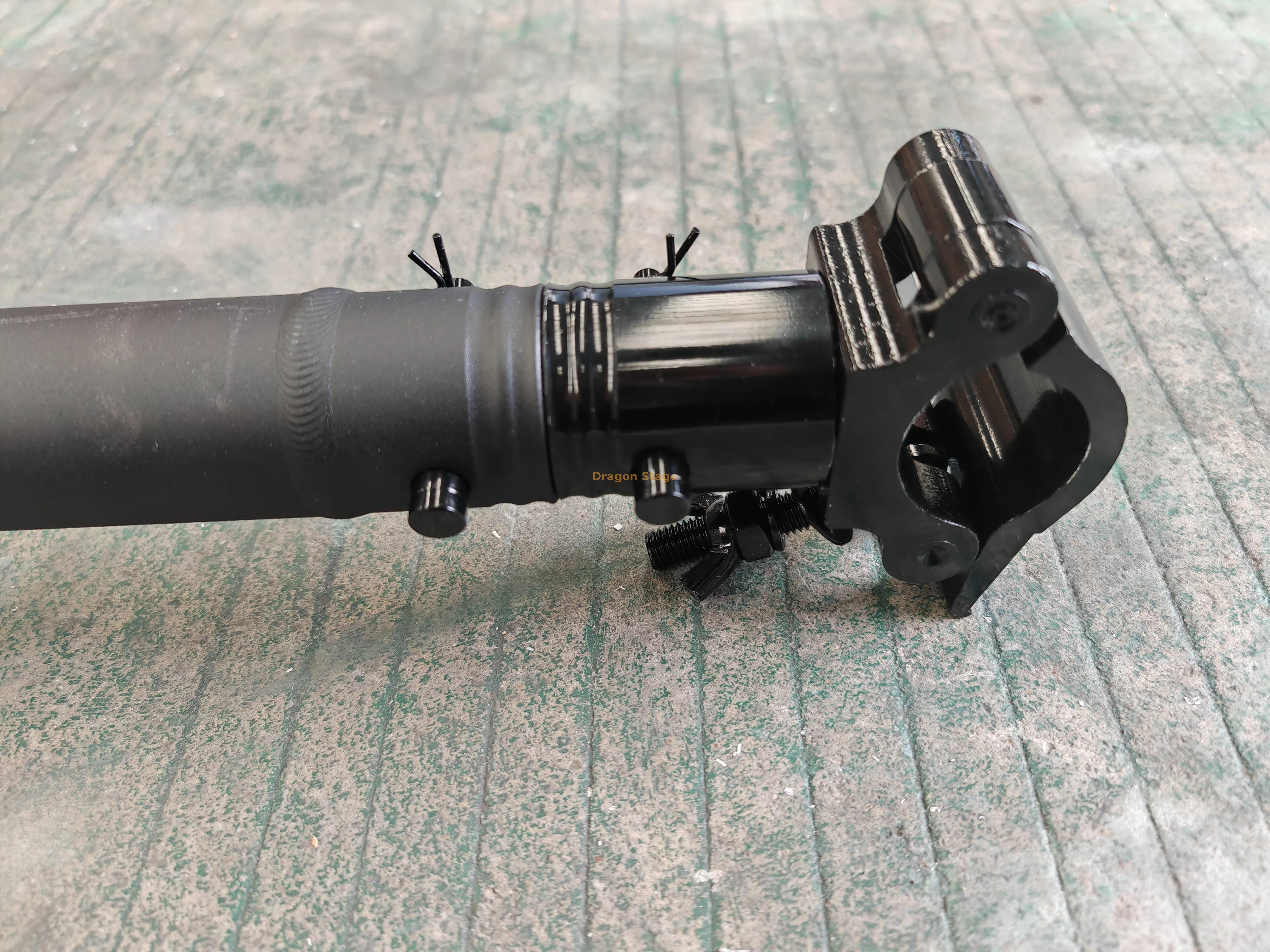 Medio acoplador de tubo de 50 mm3.webp