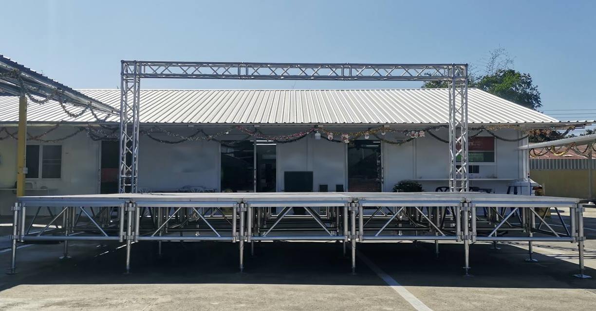 Sistema de escenario de DJ port&aacute;til de aluminio con tel&oacute;n de fondo de iluminaci&oacute;n Truss.jpg